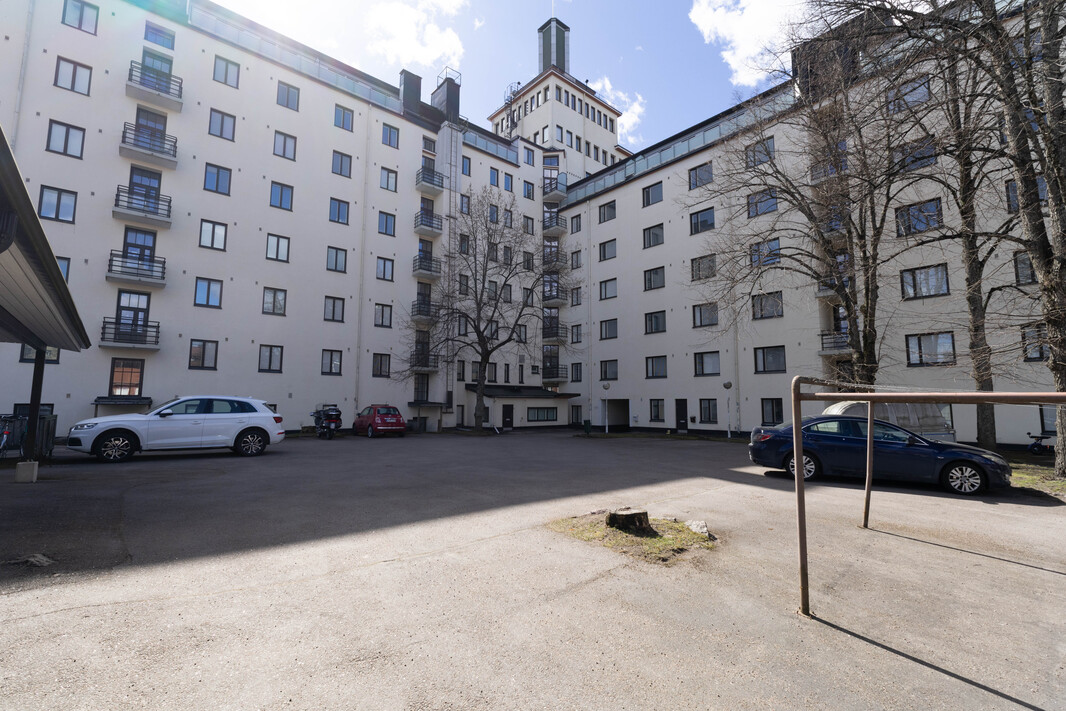 Yhtiön sisäpihakuva