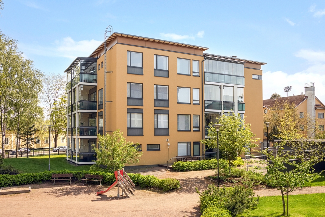 Yhtiön julkisivukuva