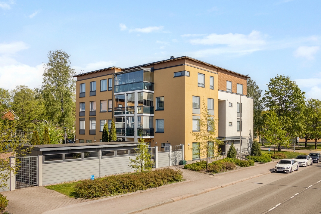 Koulukatu 2