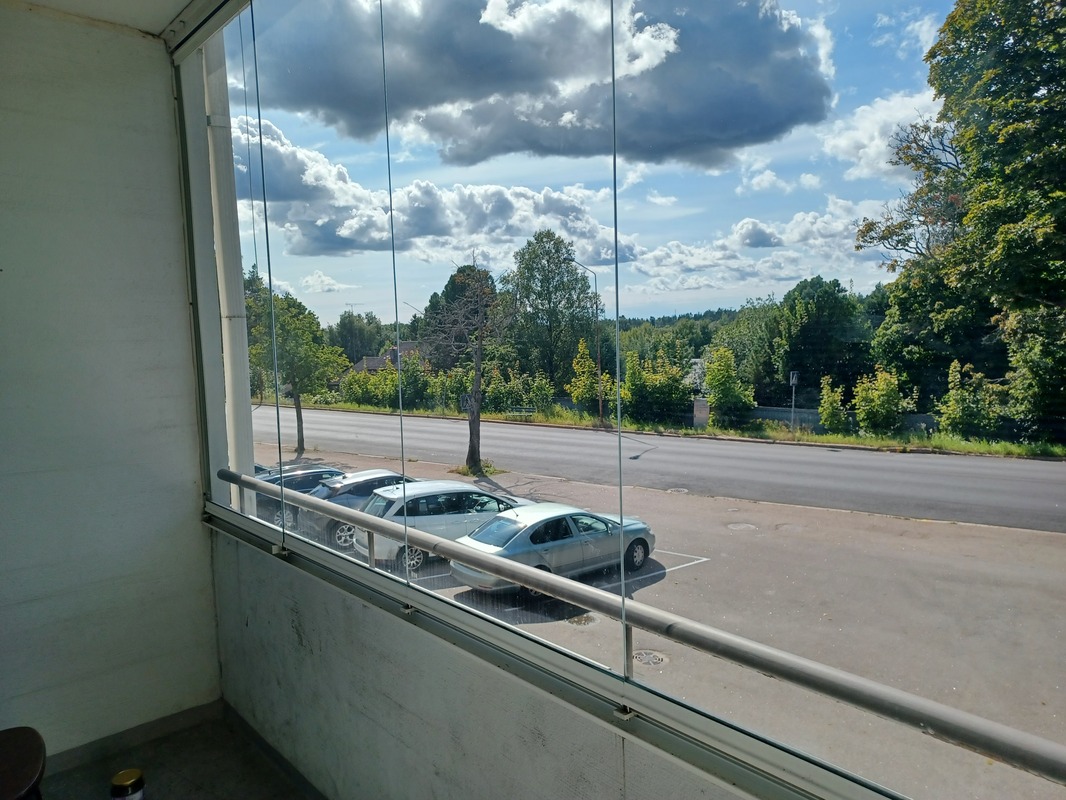 Näkymä lasitetulta parvekkeelta