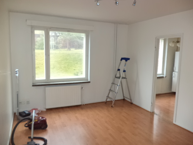 Olohuone, käynti keittiöön
