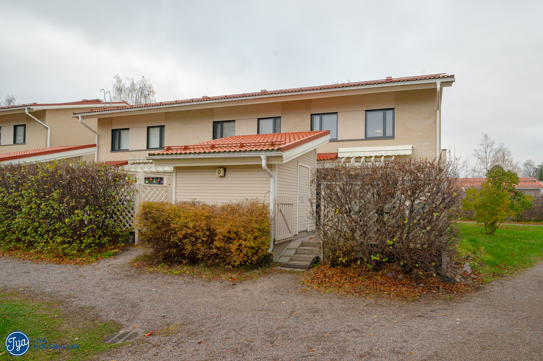 Sisäänkäynti