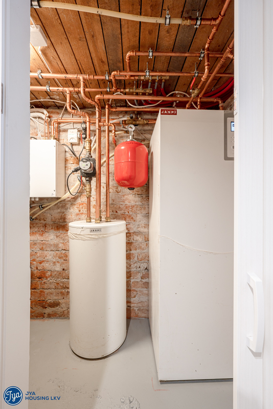 Lämmönjakohuone kellarikerros