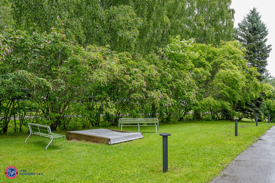Leikkipaikka sisäpihalla