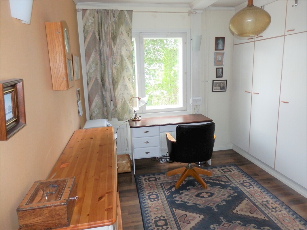 makuuhuone 2/työhuone