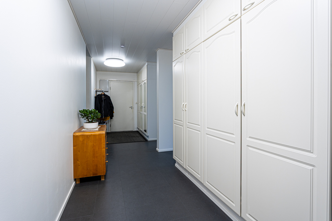 eteinen