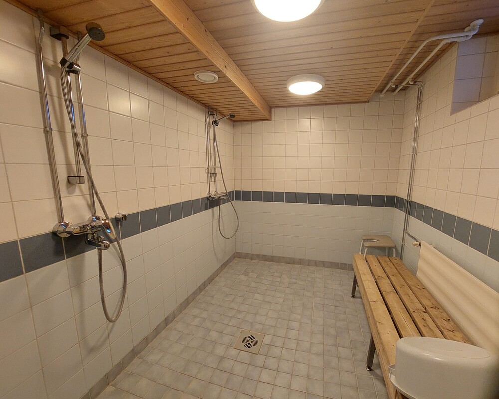 Taloyhtiön suihkutila