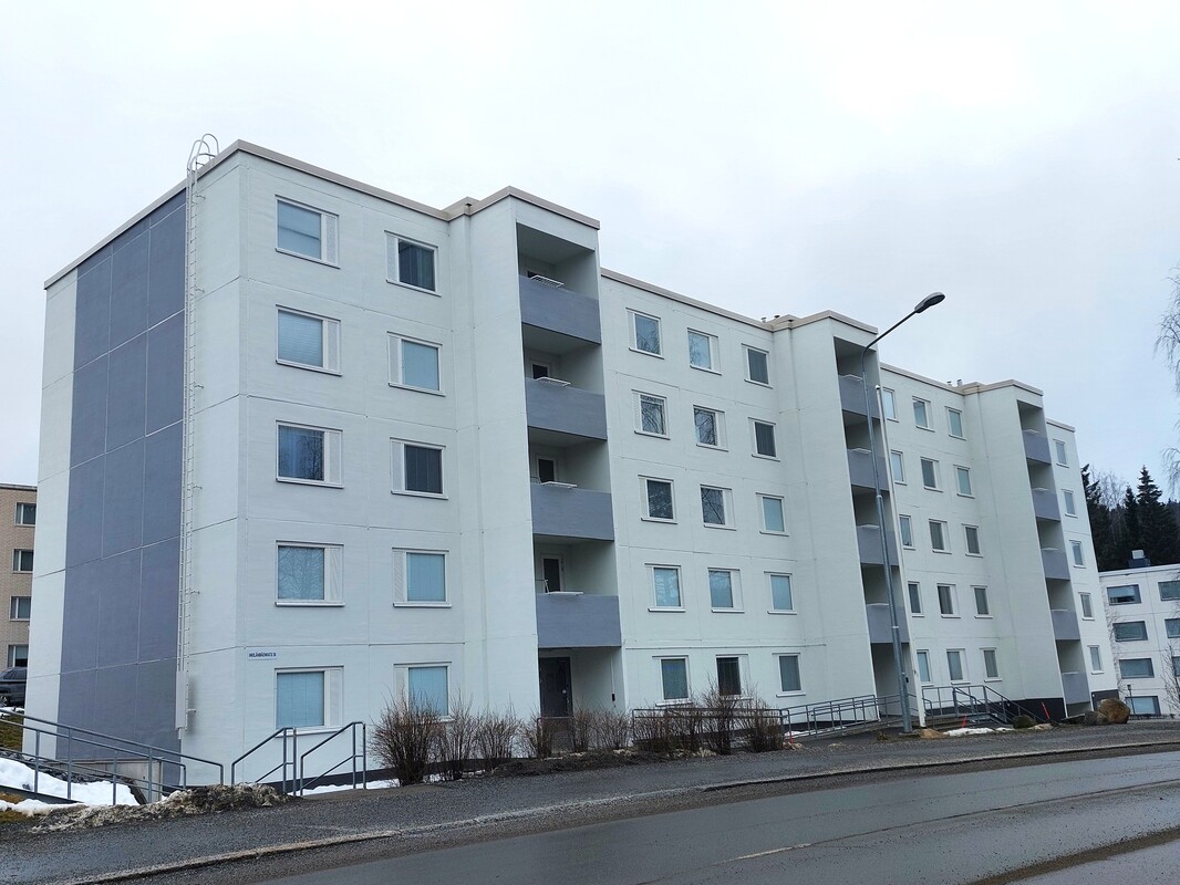 Julkisivu