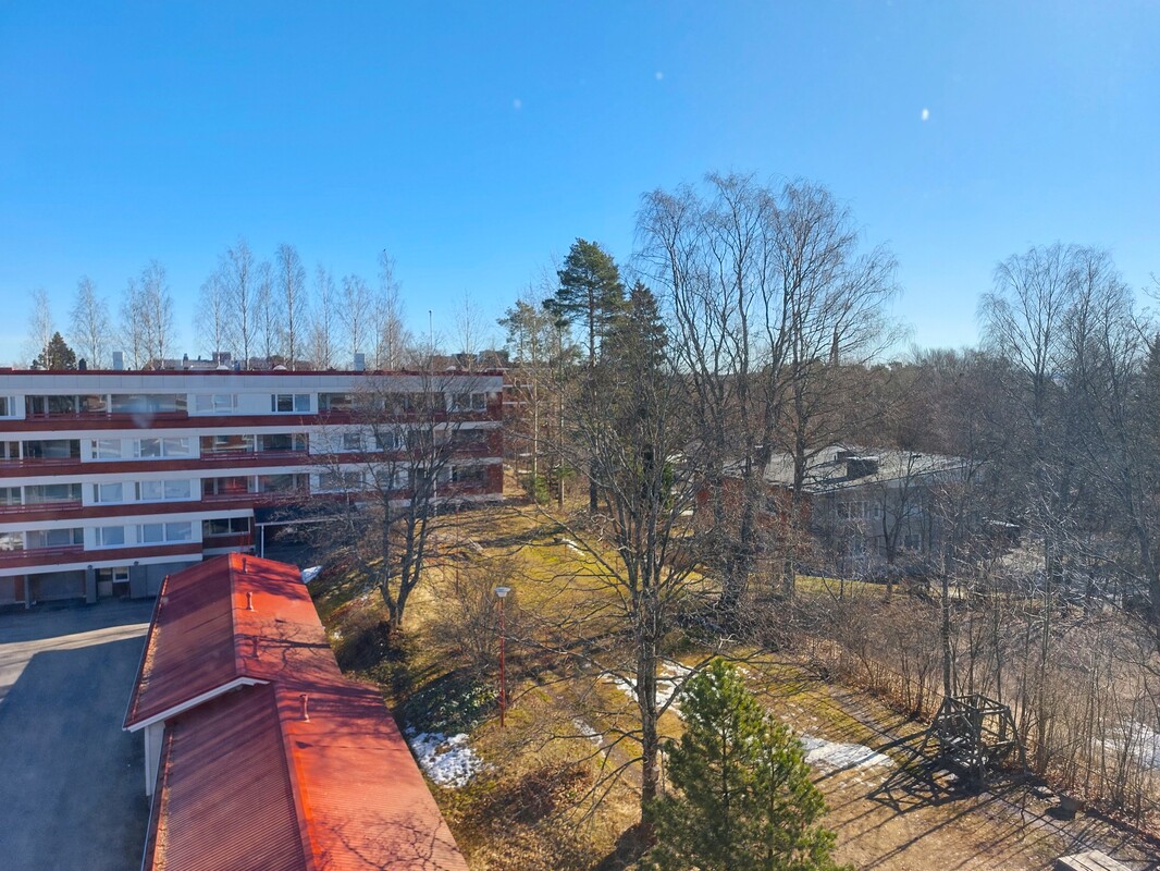 Näkymä makuuhuoneesta