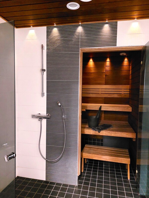 Suihkutila ja sauna