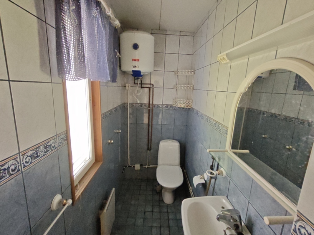 Erillinen wc