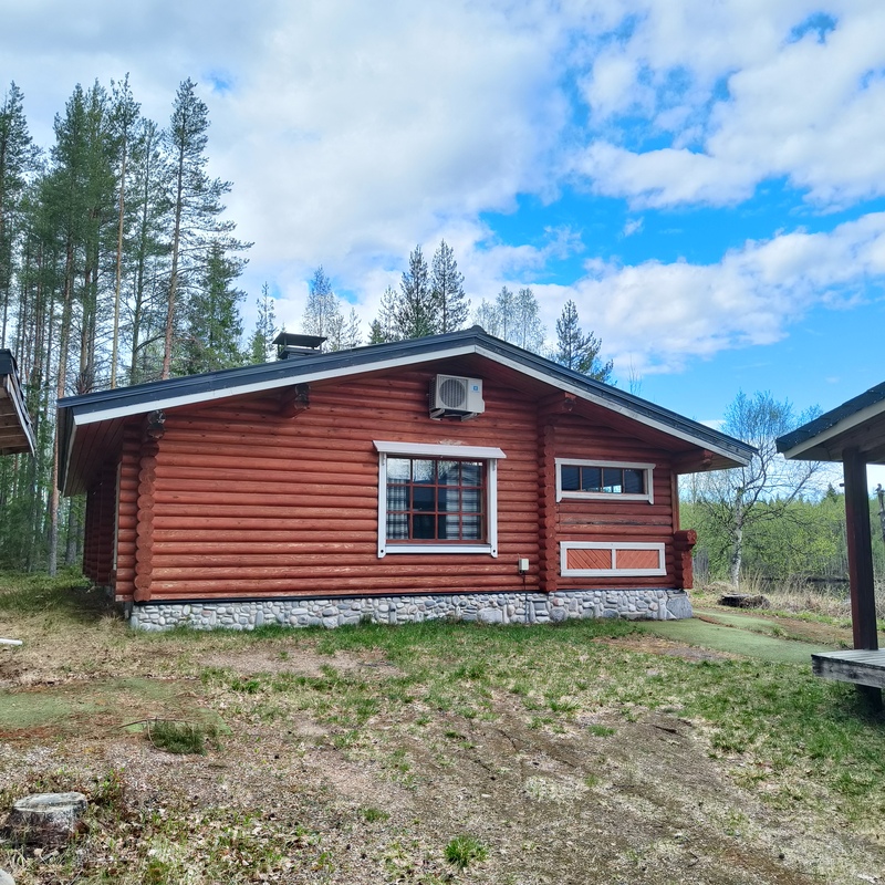 MÖKKI B