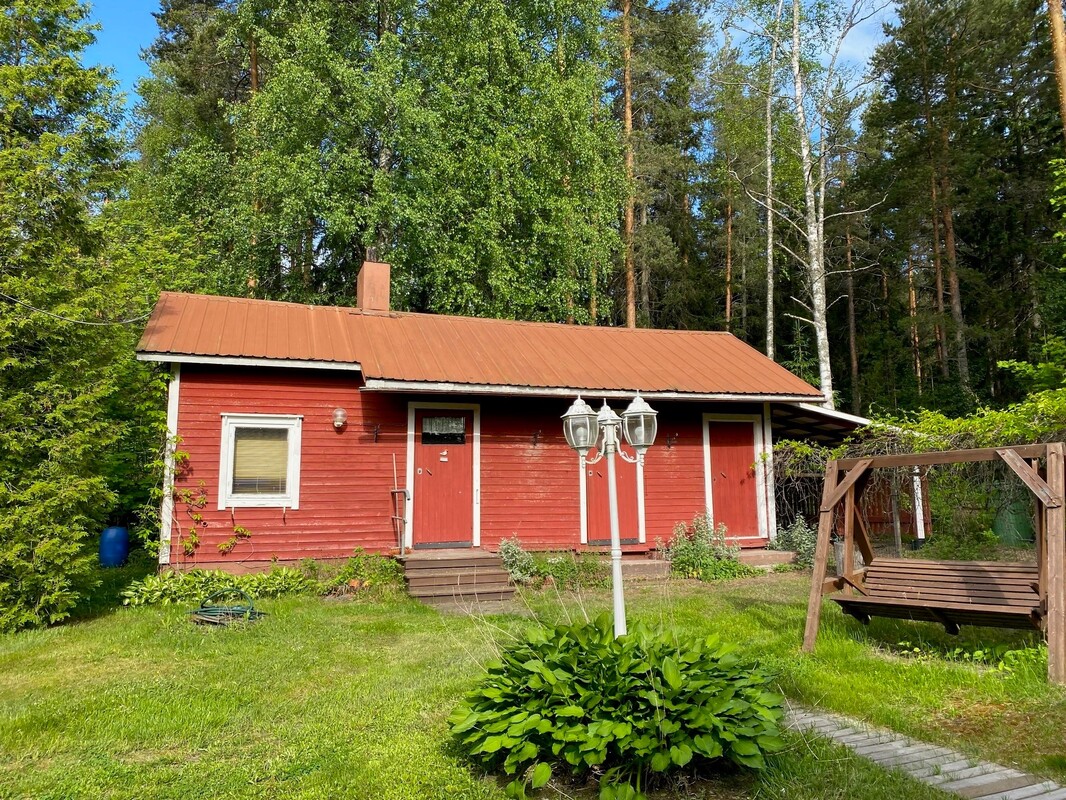Sauna-/varastorakennus