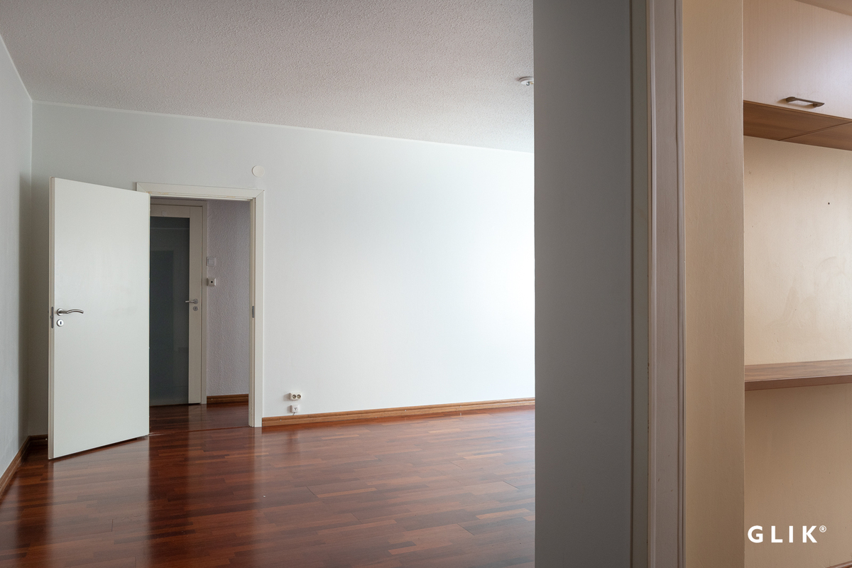 Tuomiokirkonkatu 17, 33100 Tampere, Kyttälä