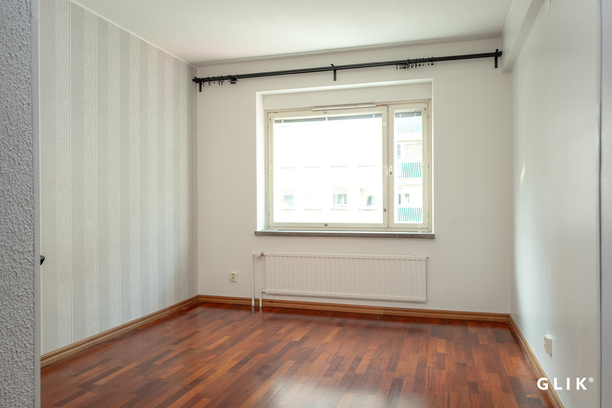 Tuomiokirkonkatu 17, 33100 Tampere, Kyttälä