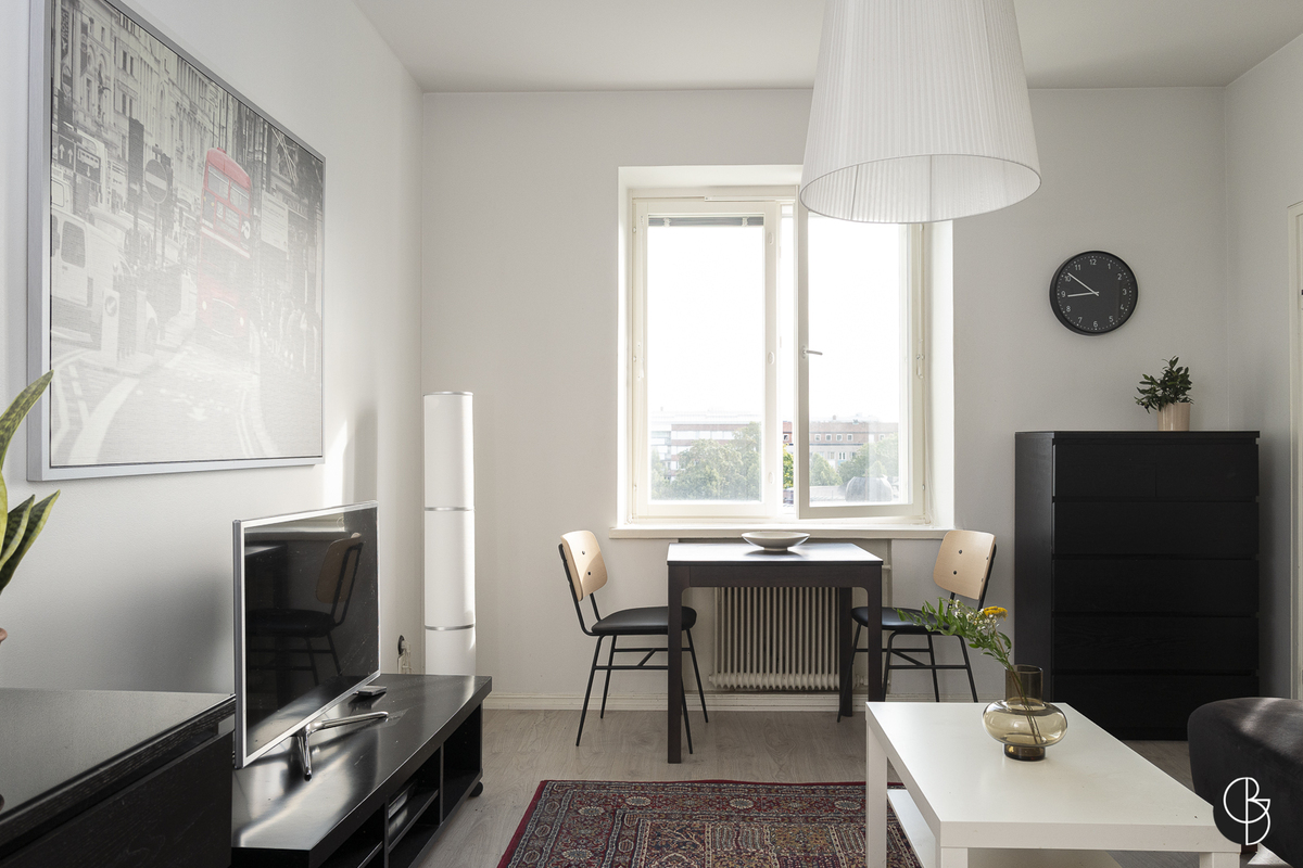 Mustanlahdenkatu 24, 33210 Tampere, Amuri