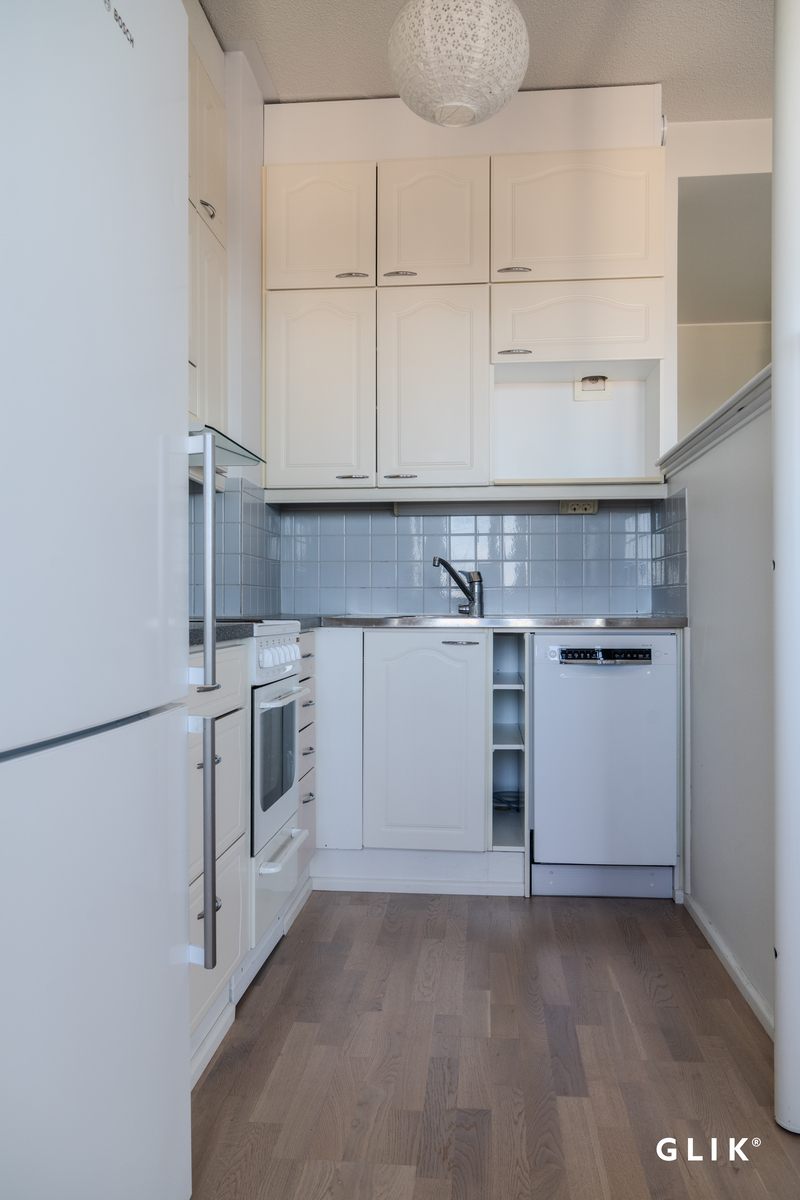 Siirtolapuutarhankatu 12, 33900 Tampere, Hatanpää