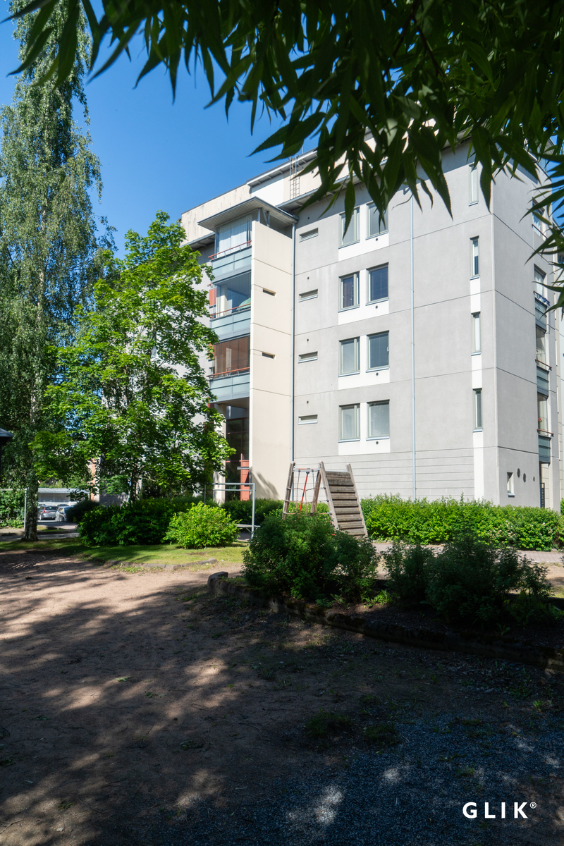 Siirtolapuutarhankatu 12, 33900 Tampere, Hatanpää