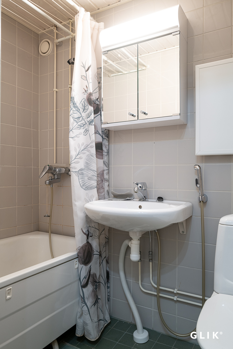 Rautatienkatu 4, 33100 Tampere, Keskusta