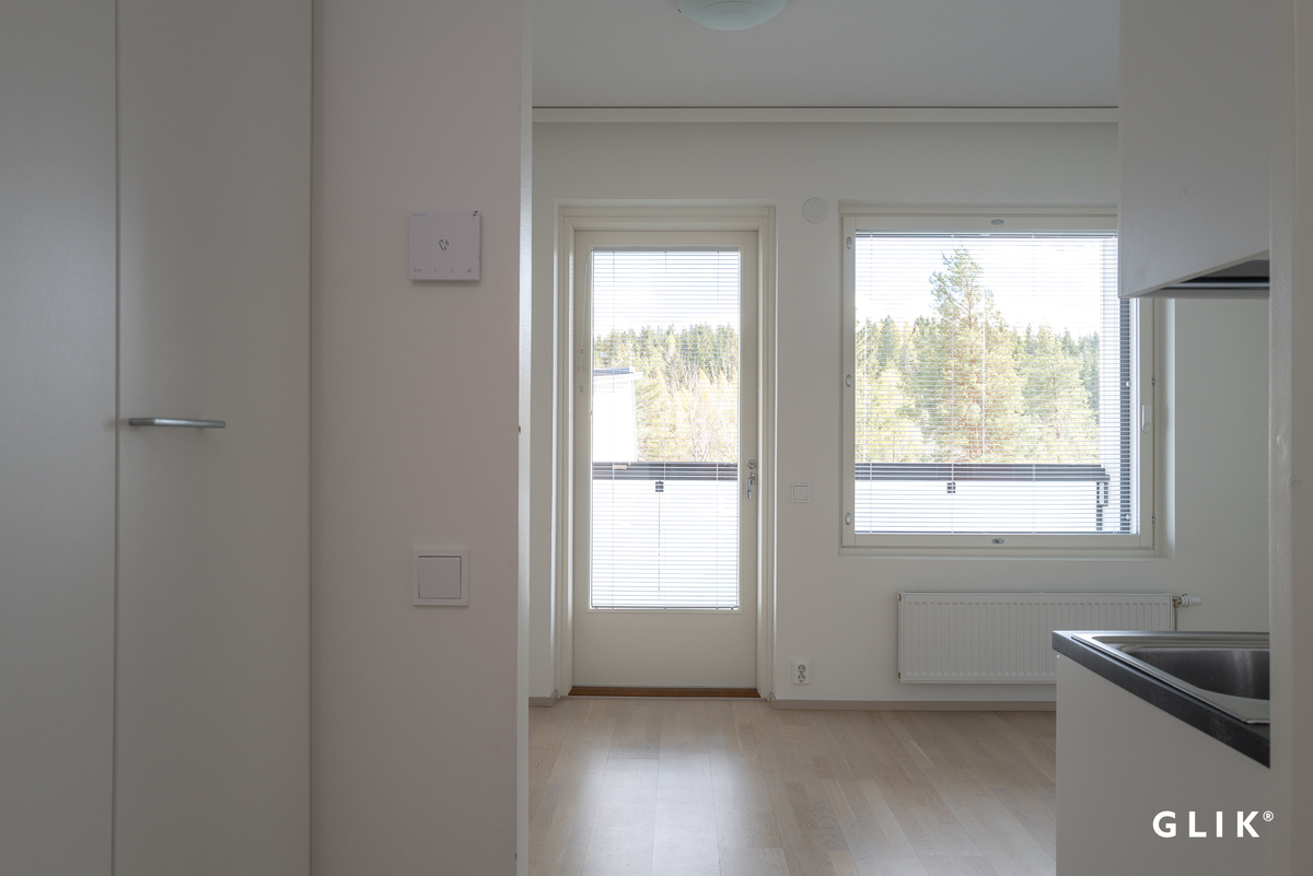 Läpikäytävänkuja 2, 33950 Pirkkala, Nuoliala