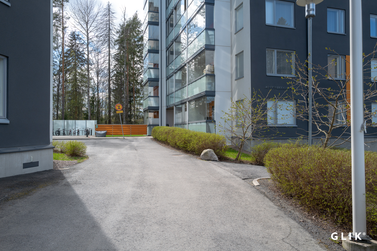Läpikäytävänkuja 2, 33950 Pirkkala, Nuoliala