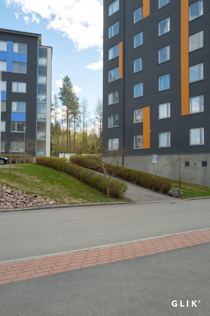 Läpikäytävänkuja 2, 33950 Pirkkala, Nuoliala