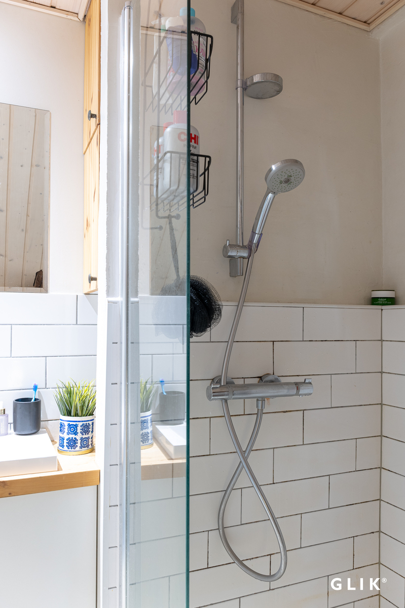 Rautatienkatu 2, 33100 Tampere, Juhannuskylä