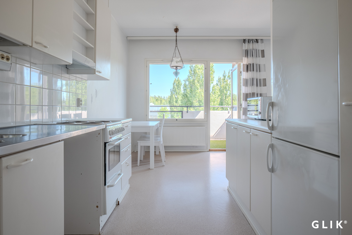 Karosenkatu 3, 33710 Tampere, Kaukajärvi