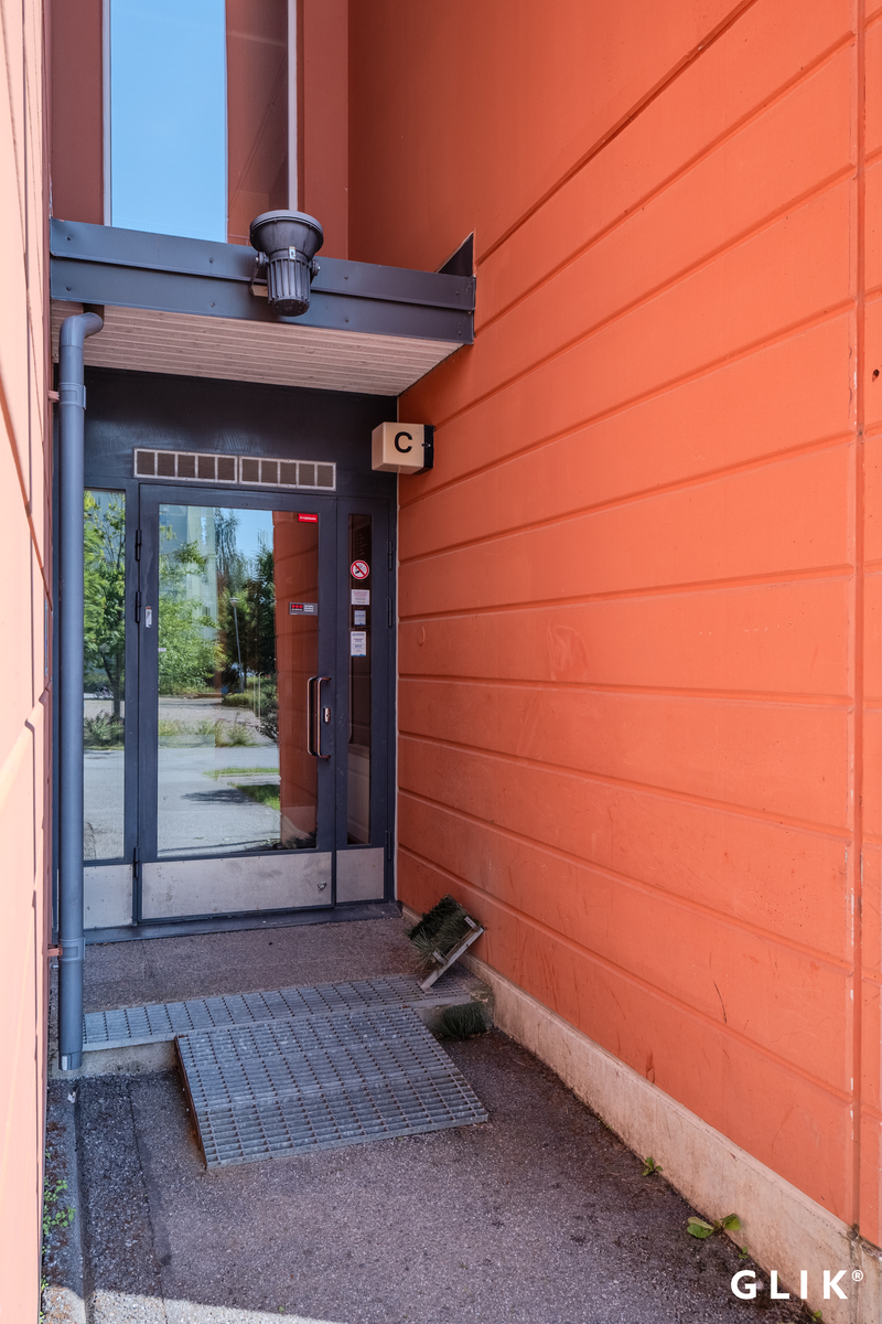 Karosenkatu 3, 33710 Tampere, Kaukajärvi