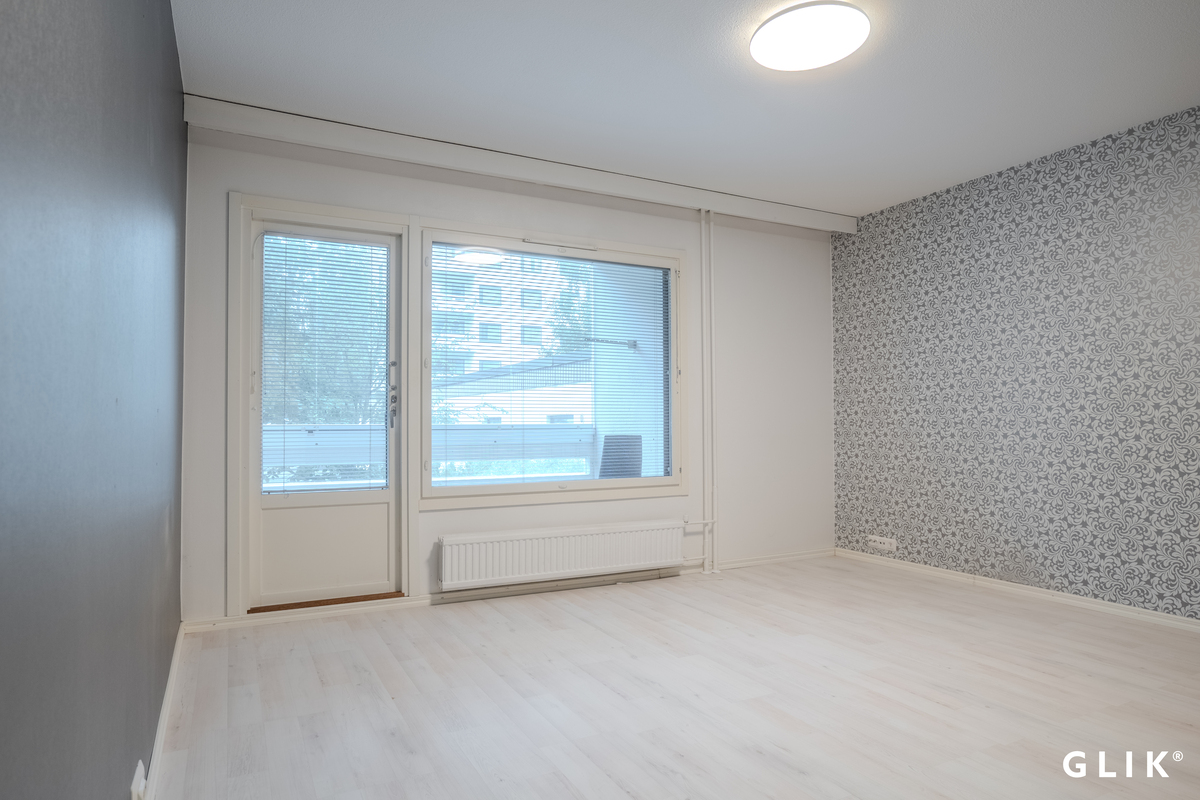 Karjalantie 7, 37600 Valkeakoski, Ulvajanniemi
