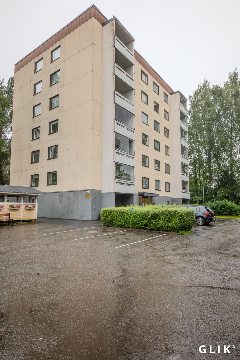 Karjalantie 7, 37600 Valkeakoski, Ulvajanniemi