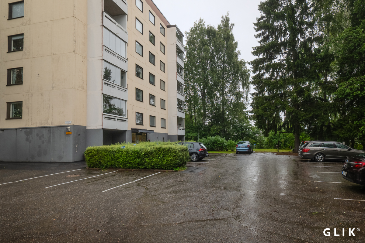 Karjalantie 7, 37600 Valkeakoski, Ulvajanniemi