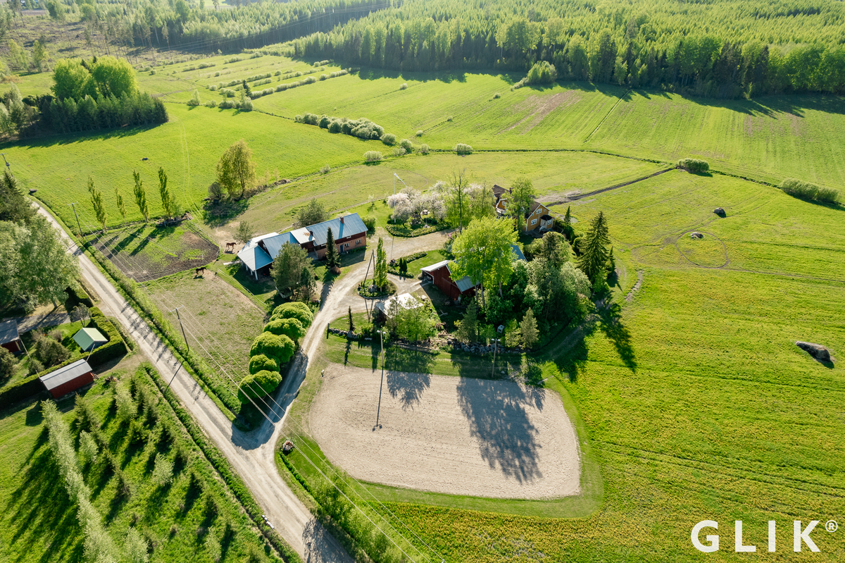 Laaksotorpantie 90, 37600 Valkeakoski, Tykölä
