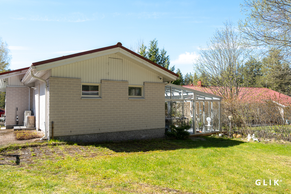 Jäkäläkatu 28, 33820 Tampere, Hallila
