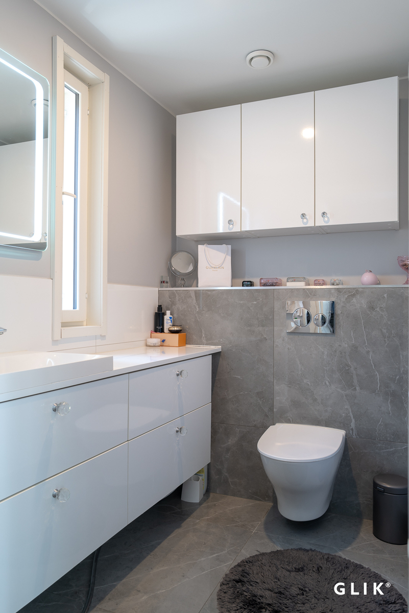 Jäkäläkatu 28, 33820 Tampere, Hallila