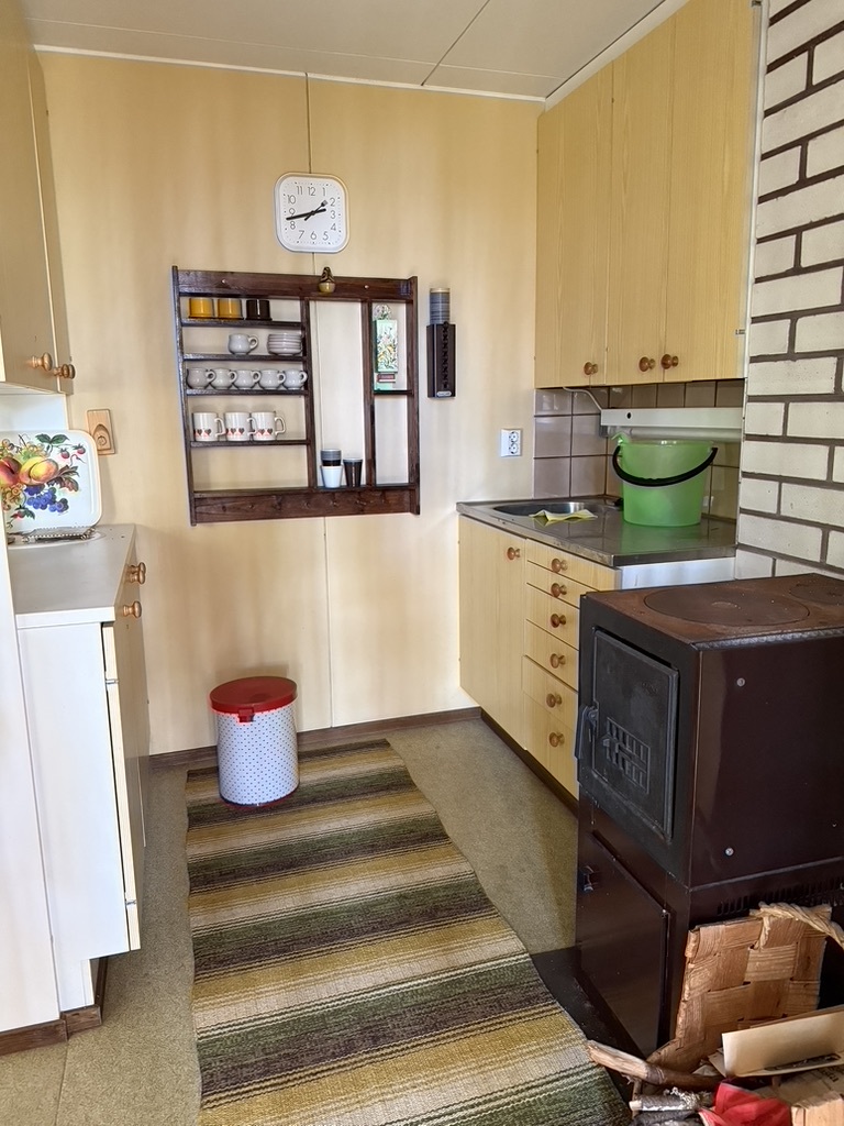 Kiukkaanniemi 63, 34260 Tampere, Kapee