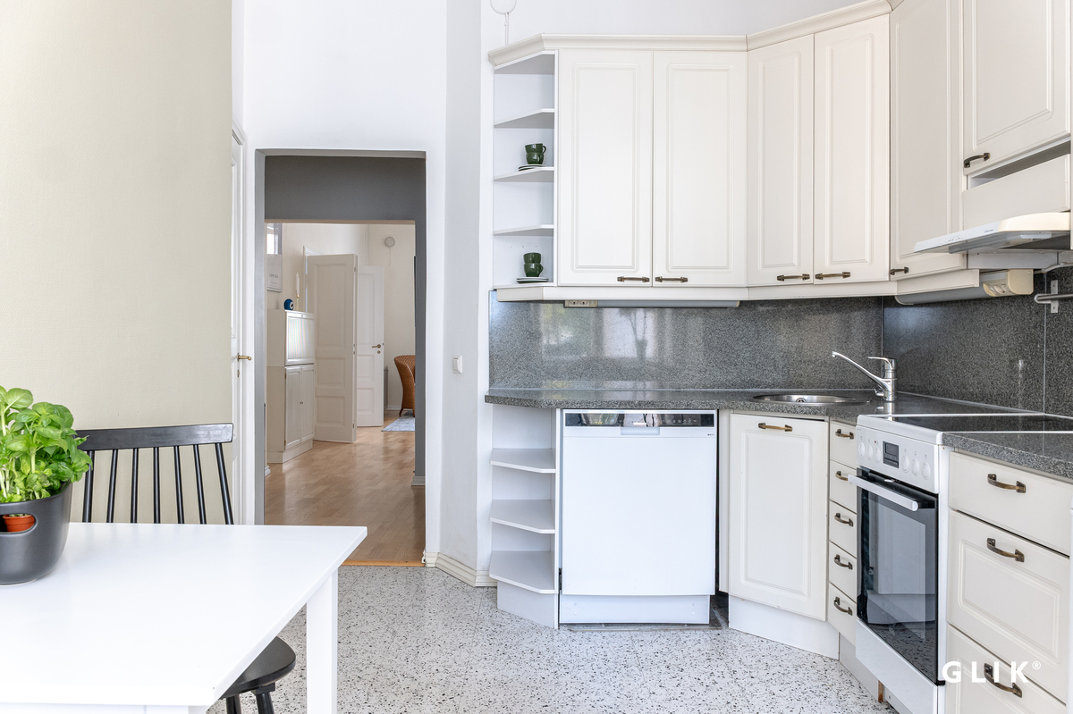 Sukkavartaankatu 15, 33100 Tampere, Juhannuskylä