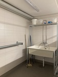 Taloyhtiön pesutuvasta mattojen pesupaikasta