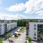 Parvekenäkymä lännen suuntaan