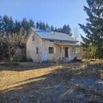 Tammitien tontti ja rakennus