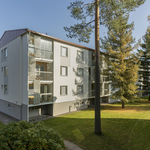 Julkisivu sisäpihalle päin