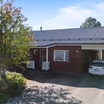 Julkisivu 