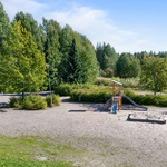 Leikkipuistoon vain 50 metriä
