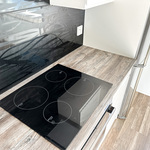 Kodinkoneet ovat tyylikkäät sekä modernit, liesi induktio.