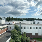 Näkymä parvekkeelta sisäpihalle