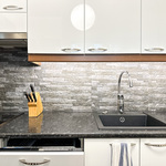 Tyylikäs huoneisto viihtyisässä omakotitalossa