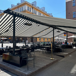 Aivan vierestä löytyy useita ihania kahviloita ja ravintoloita