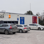 Kauppa kivenheiton päässä