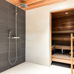 Taloyhtiön saunatilojen suihkutilat