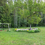 Sivupihaa.